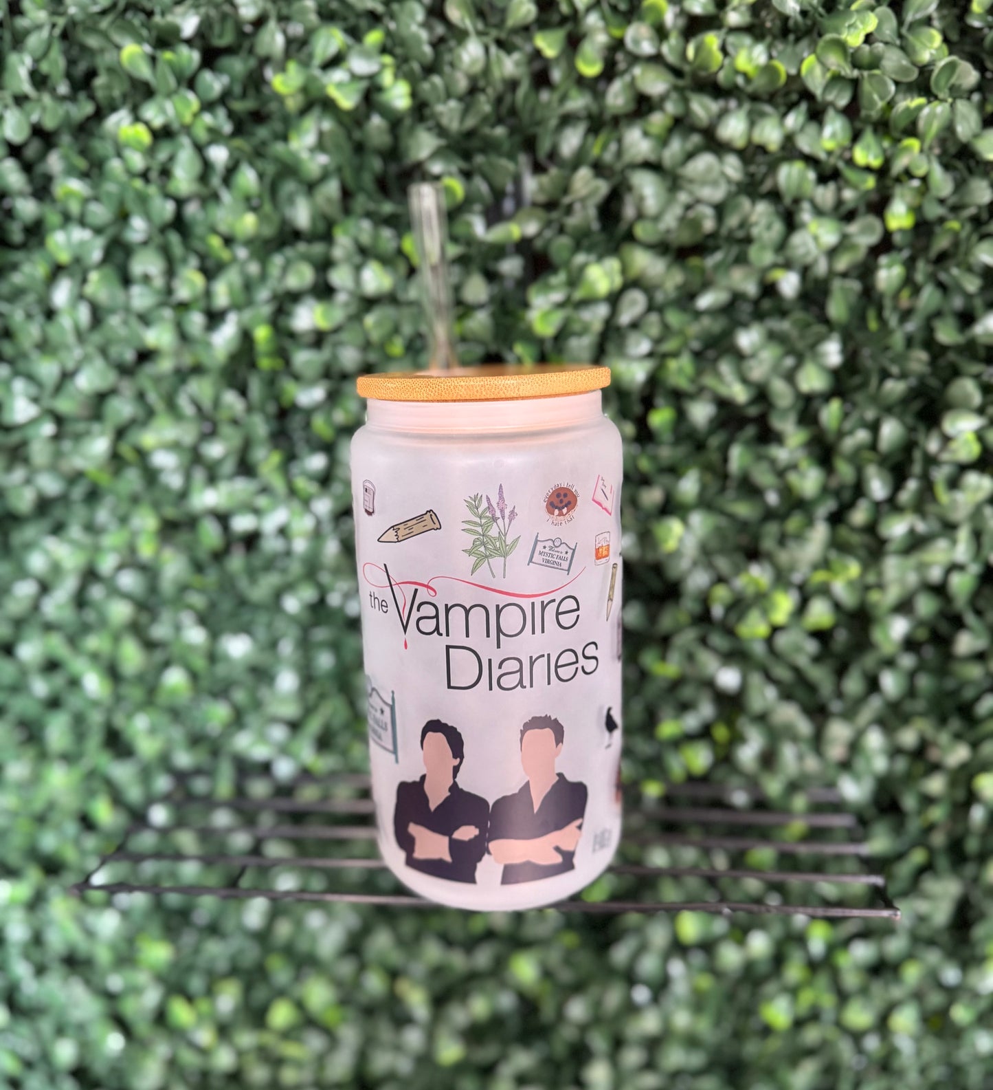 vampire diaries inspired glass cup 🩸(birthday girl fave)