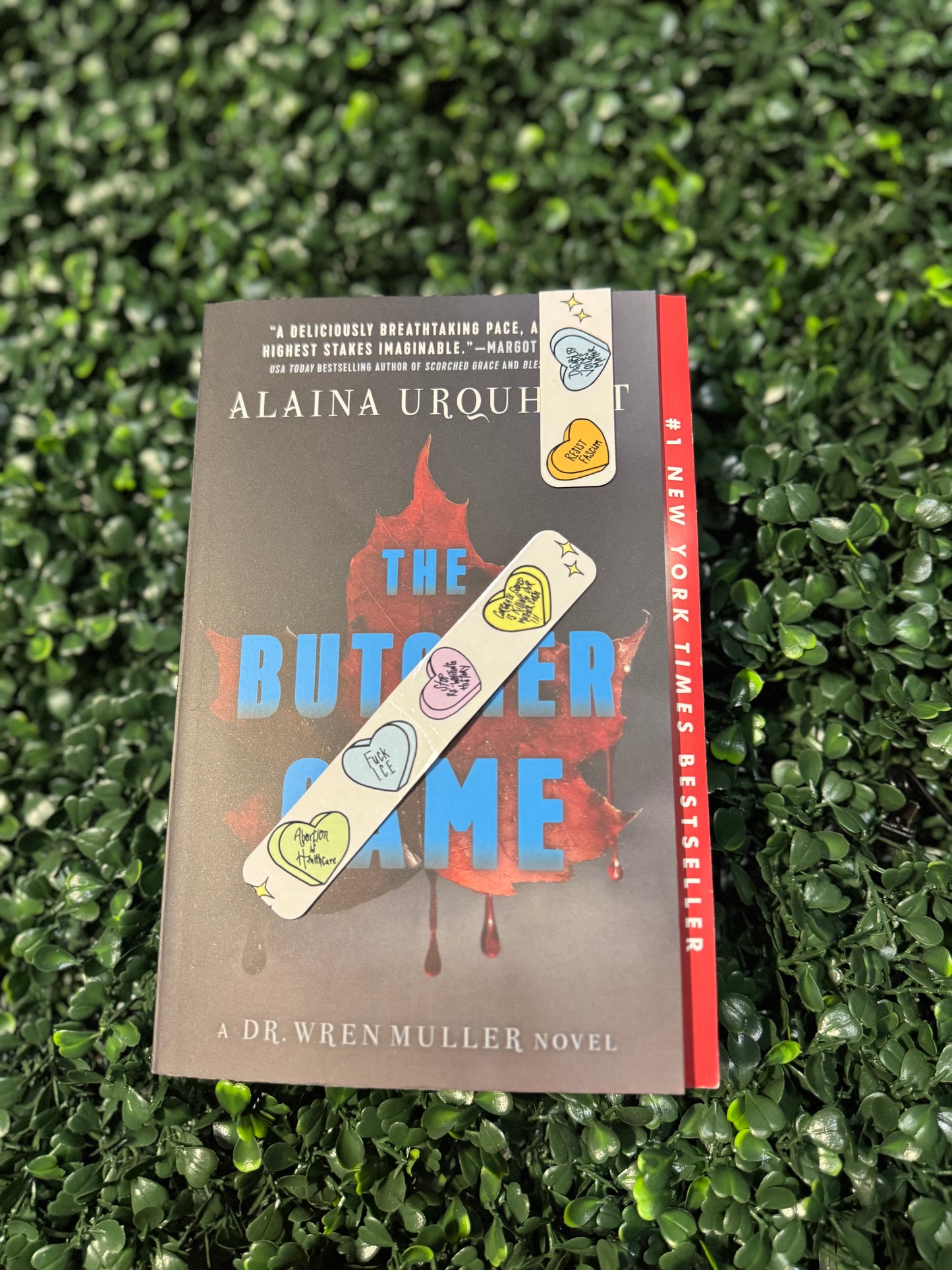 Foldable Magnetic Bookmark